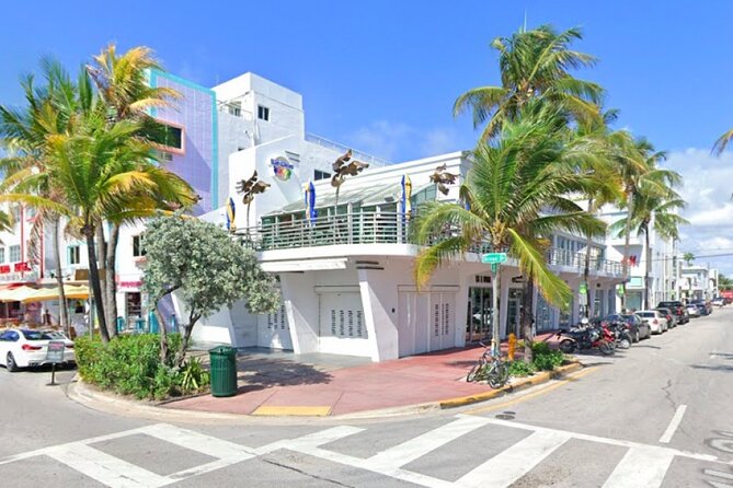 Miami Beach Bar Hunt: Get Slushed in South Beach - Exploring Miamis Vibrant South Beach