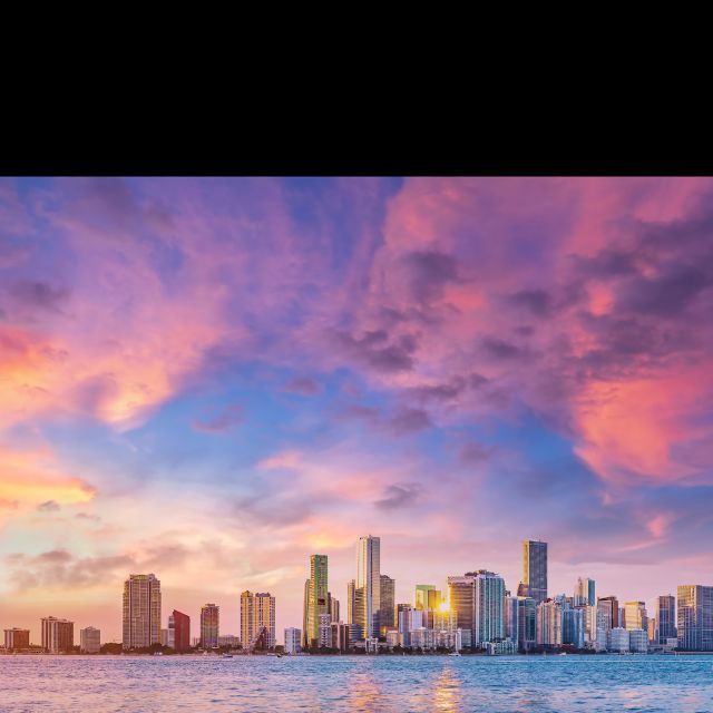 Miami: Beach Boat Tour and Sunset Cruise in Biscayne Bay - Key Points
