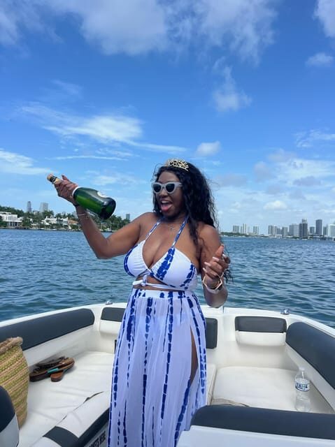 Miami Beach: Private Boat Tour with Captain and Champagne - What’s Included and What to Expect