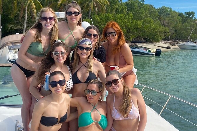 Miami Beach Swim and Dolphin Sightseeing Cruise Aboard a Yacht - Customer Reviews and Feedback