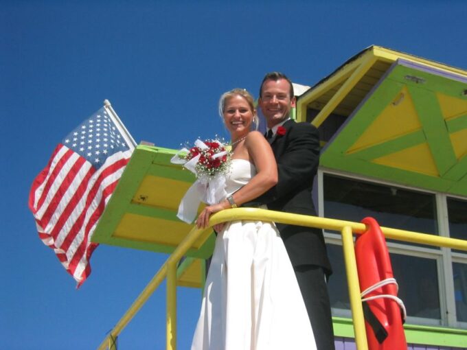Miami: Beach Wedding or Renewal of Vows - Choosing the Right Option