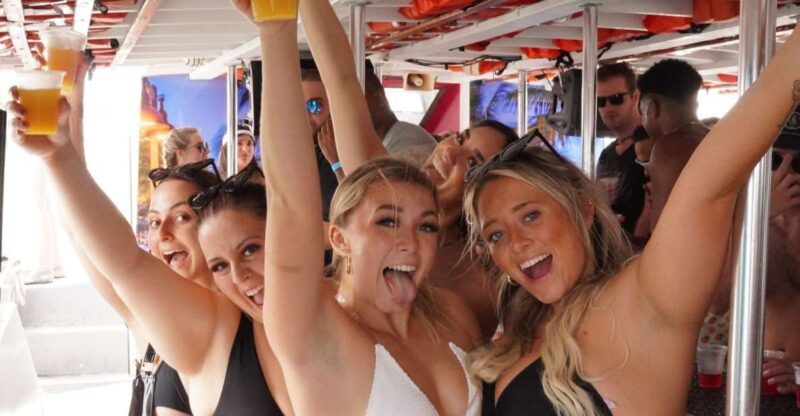 Miami: Boat Party With Live Dj, Unlimited Drinks, and Food - Food and Beverages