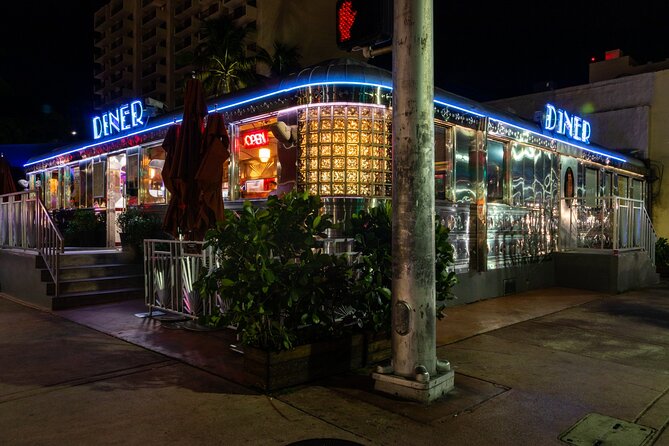 Miami Boos and Booze Haunted Pub Crawl - Preparing for the Spooky Adventure