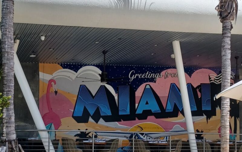 Miami: City Tour & Cruise of Biscayne Bay - Key Points