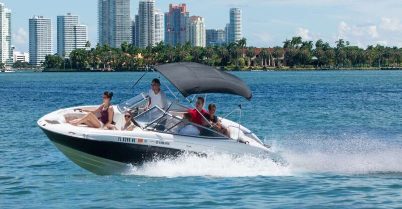Miami: Guided Miami Beach Speedboat Tour - Activity Highlights