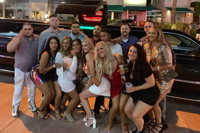 Miami Hip Hop Unique Xperience : Bar, Party Bus & Nightclub - Preparing for a Memorable Night