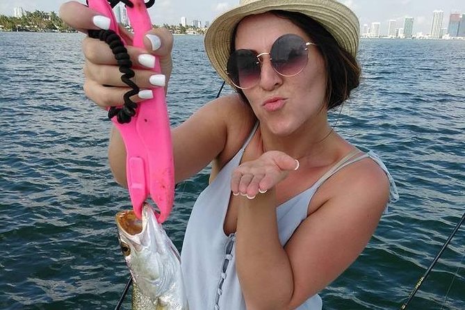 Miami Inshore Fishing Charters on Biscayne Bay - About the Boat