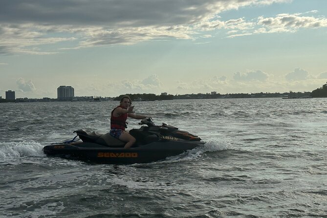 Miami Jet Ski Rental in Biscayne Bay for 60 Minutes - Accessibility and Physical Requirements
