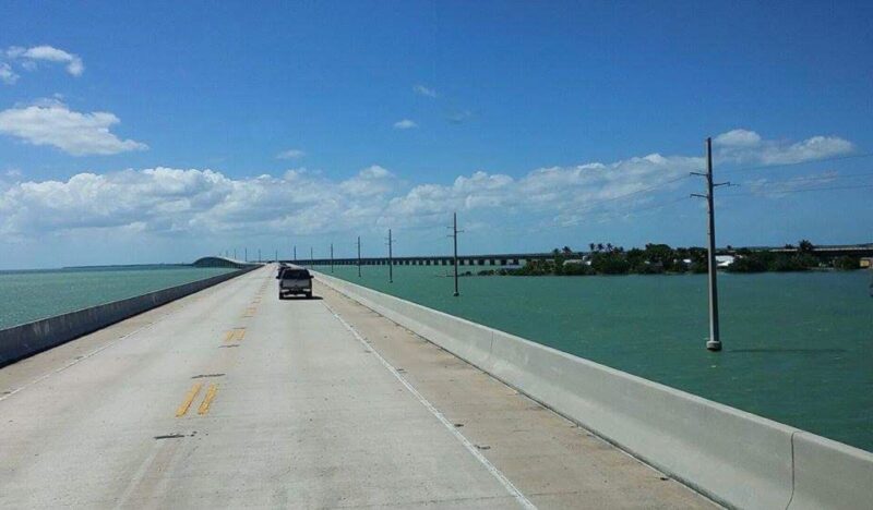 Miami & Key West: One-Way Transfer by Motor Coach Bus - Languages and Policies