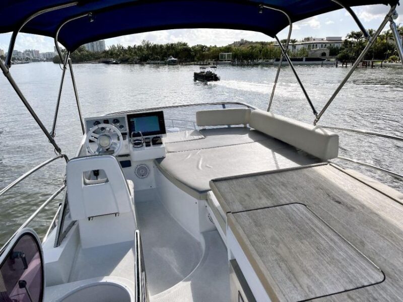Miami: Luxury Voyages by Icon Yacht and Jets - Tailored Voyages