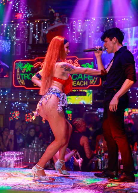 Miami: Mangos Tropical Cafe Dinner & Show - Frequently Asked Questions