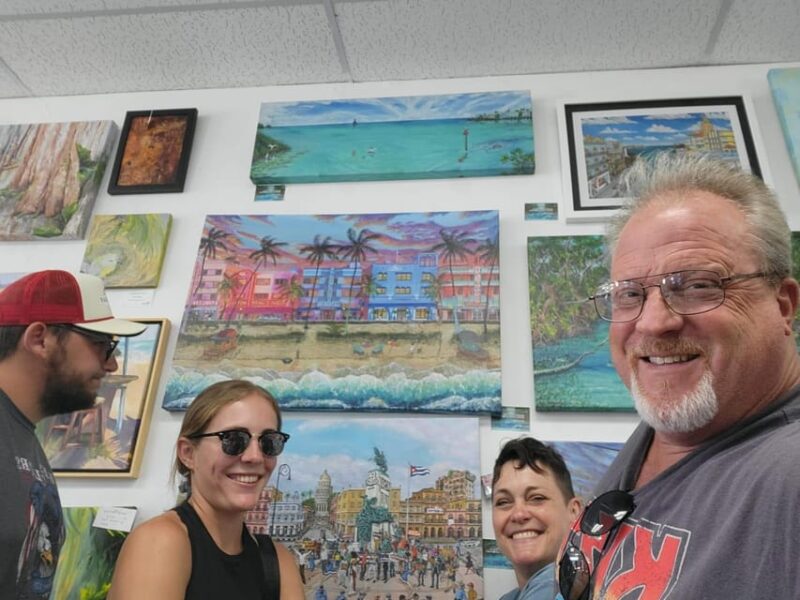 Miami Mashup Amazing Race & Tour - Interacting With Locals