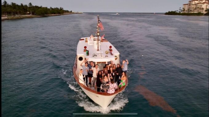 Miami: Miami Skyline Vintage Yacht Cruise, - Frequently Asked Questions