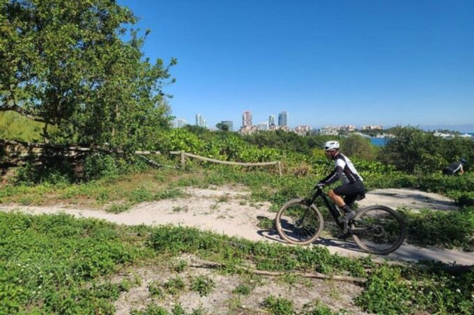 Miami: Mountain Bike Rental on Virginia Key Trails - Suitability and Ratings
