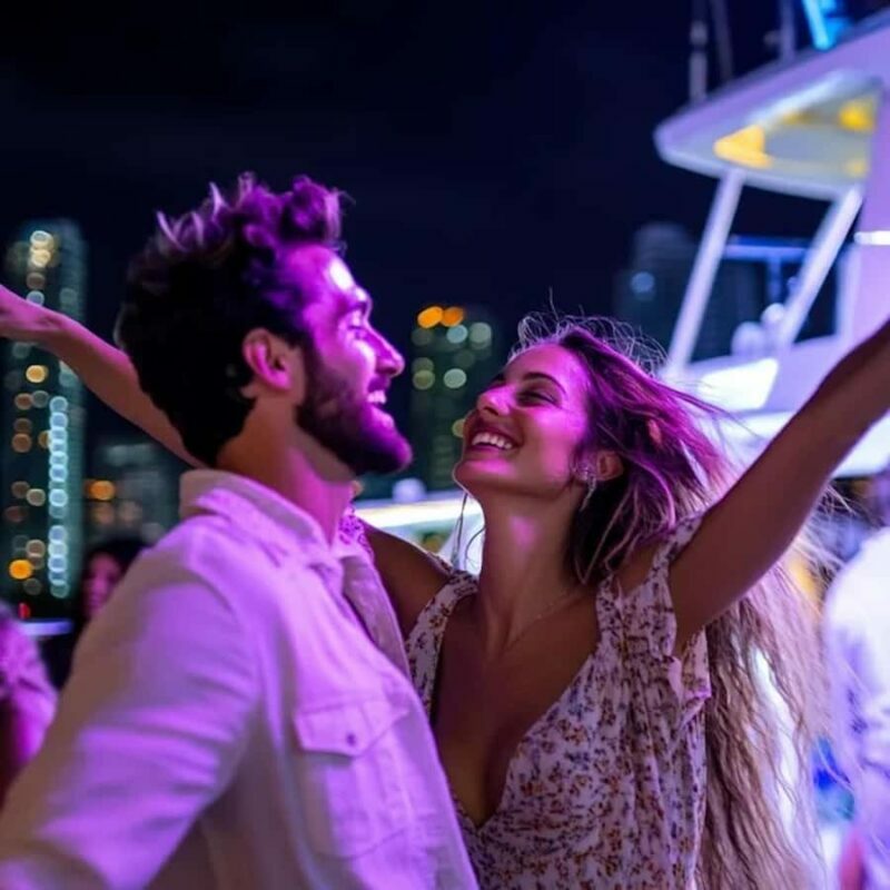 Miami: Party Yacht Cruise with Open Bar and DJ - Key Points