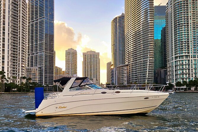 Miami Private Boat Tour on a 37FT Rinker With a Captain - Included Amenities and Fees