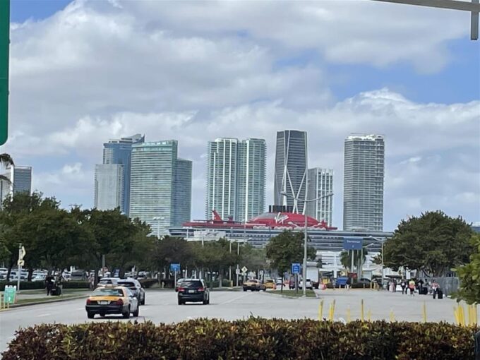 Miami: Private City Tour by Air-Conditioned Vehicle - Customer Experience