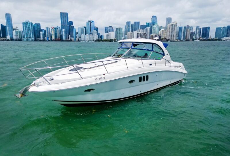 Miami: Private Yacht Cruise With Champagne - Amenities and Inclusions