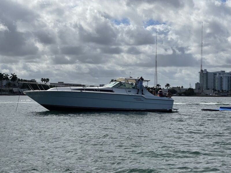 Miami: Private Yacht Rental Tour With Champagne and Snorkel - Customer Reviews