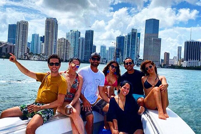 Miami Private Yacht Rental With Captain - Key Points