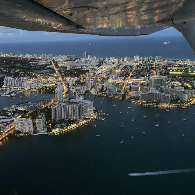 Miami: Romantic 1-Hour Private Flight Tour With Champagne - Experience Highlights