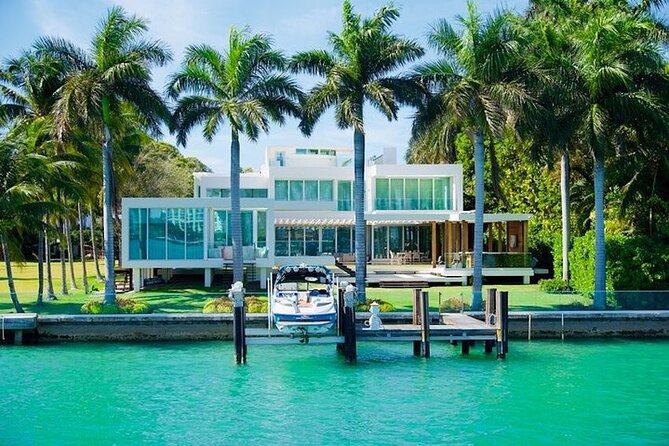 Miami Skyline Champagne Cruise - Accessibility and Regulations