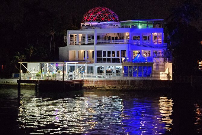 Miami Skyline Evening Cruise of Biscayne Bay on Luxury Yacht - Tour Options and Add-Ons