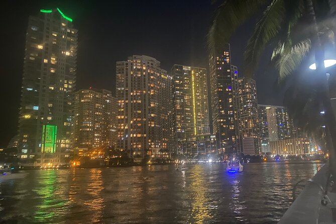 Miami Skyline Evening Cruise on Biscayne Bay - Parking and Transportation Options