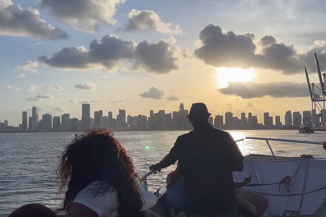 Miami Skyline Sunset Cruise With the Mojito Bar on Board - Cruise Duration and Timing