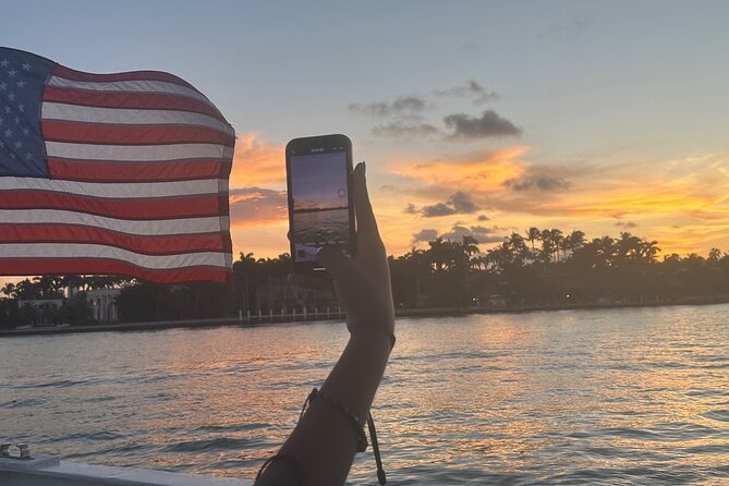 Miami Sunset Skyline City Lights Cocktail Cruise and a Drink - Meeting and Pickup Information
