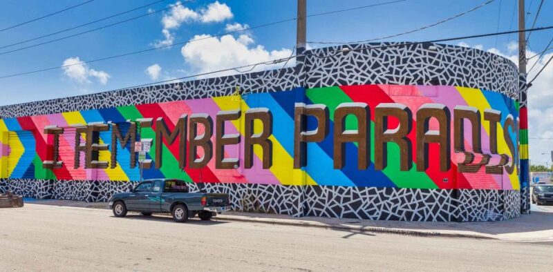 Miami: Wynwood Graffiti Brewery Golf Cart Tour - Brewery Tastings