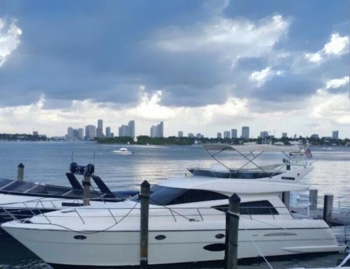 Miami: Yacht and Boat Rentals With Captain - Inclusions and Extras