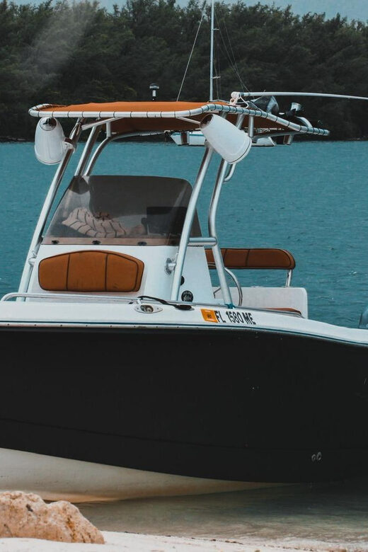 Miami's Unique Private Boat Tour: Discover & Enjoy Your Way - Who Will Love This Tour