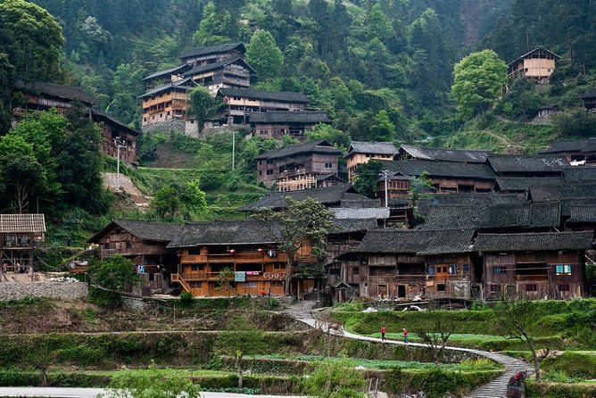 Miao Villages Tour Review: A Cultural Experience - Accommodations and Logistics