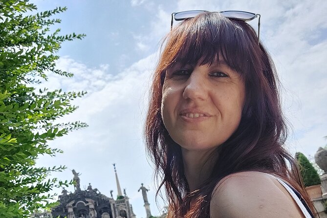 Micaela Local Tour Guide for Groups for the Borromean Islands - Booking and Confirmation