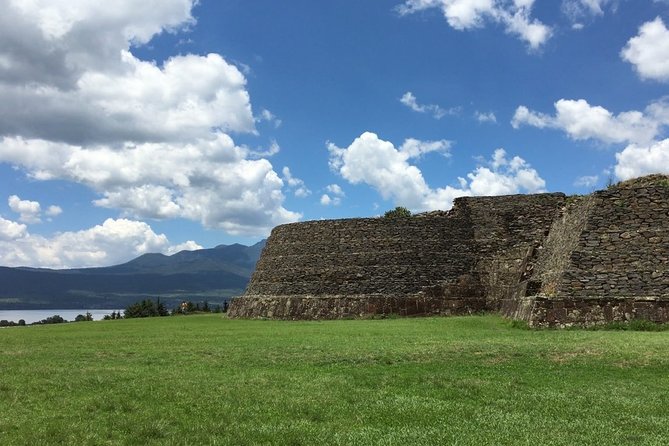 Michoacan Archaeological Tour. - Discovering Ihuatzio