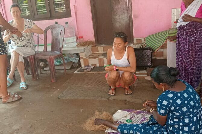 Midday Cruise with Village Life - A Closer Look at the Experience