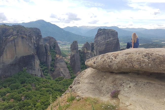 Midday Meteora Monastery Tour From Kalabakas Train Station - Positive Review Insights