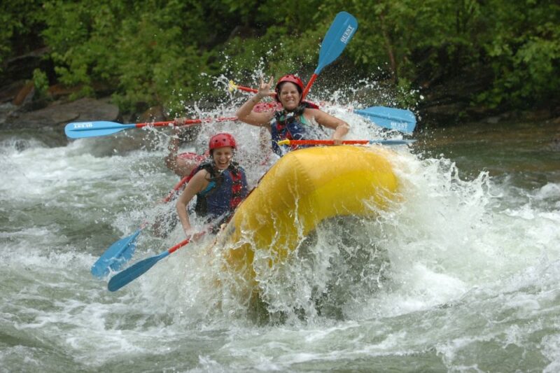 Middle Ocoee Whitewater Rafting Trip - River Experience