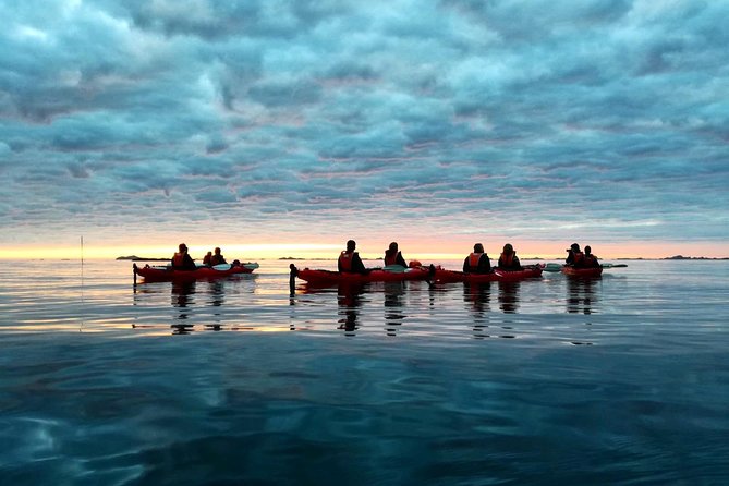 Midnight Sun Kayak - Northern Explorer - Breathtaking Midnight Sun Phenomenon