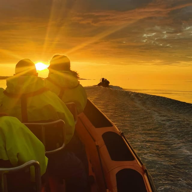 Midnight Sun Safari - Scenic Lofoten Landscape