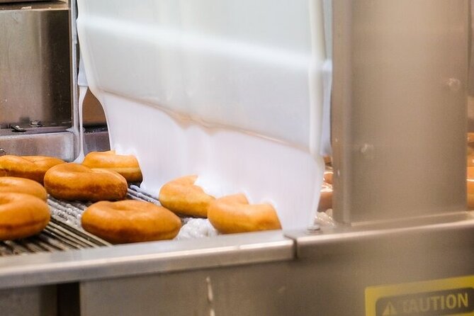 Midtown Holiday Donut Adventure (Small Group) - Booking and Cancellation Details