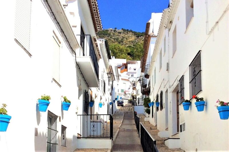 Mijas: Group Walking Tour - Whats Included and Excluded