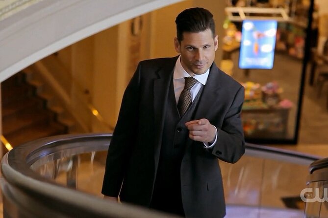 Mike Hammer Comedy Magic Show - Accessibility and Language