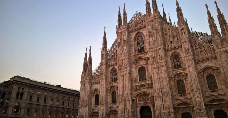 Milan: 2-Hour City Center Evening Tour - Tour Features