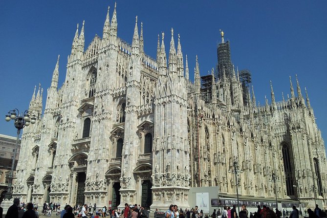 Milan, a City of Art an History. Classic Tour of Milan - Accessibility and Participation