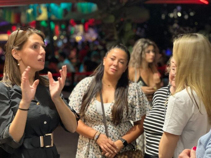 Milan: Aperitivo Tour With Street Food - Exploring the Navigli District