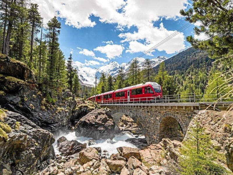 Milan: Bernina and Glacier Train Tickets & Sankt Moritz Tour - Bernina and Albula Railways