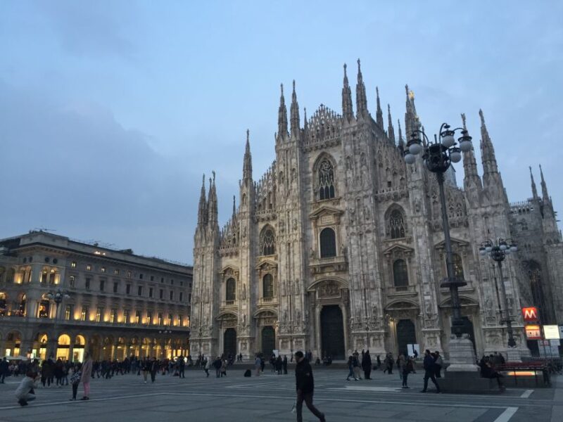 Milan by Night 2-Hour Walking Tour - Experience Highlights