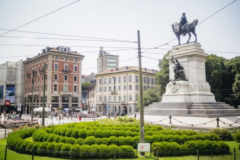 Milan: City Sightseeing Hop-On Hop-Off Bus With Audio Guide - Duration and Availability